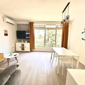 Apartament - 50m From The With Free Parking, Biograd Na Moru