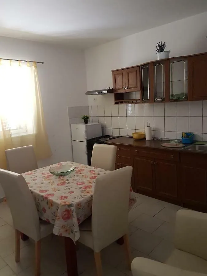 Apartments Rada 0*, Biograd Na Moru